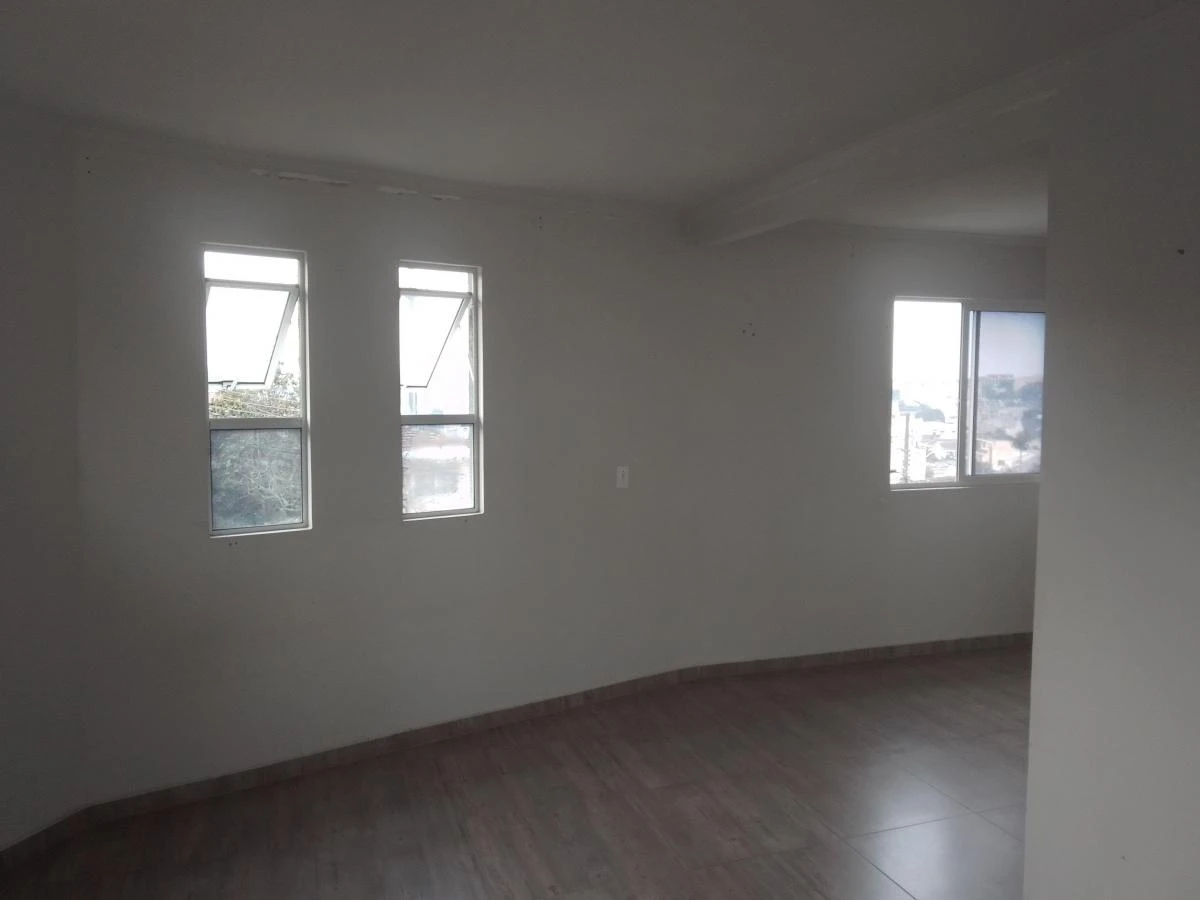 Casa con 5 dormitorios, 5 baños y cocina cerrada — photo 28