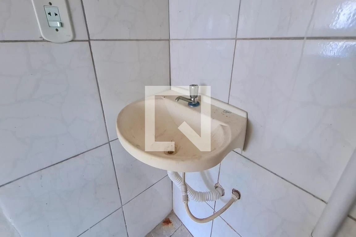 House with a gas water heater and 1 bedroom — photo 12