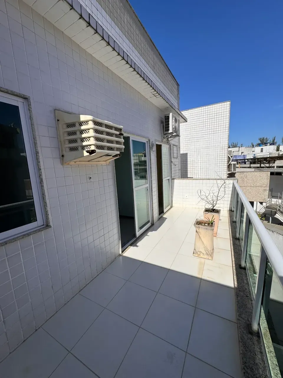 Apartamento com 4 quartos e cozinha separada fechada — photo 19