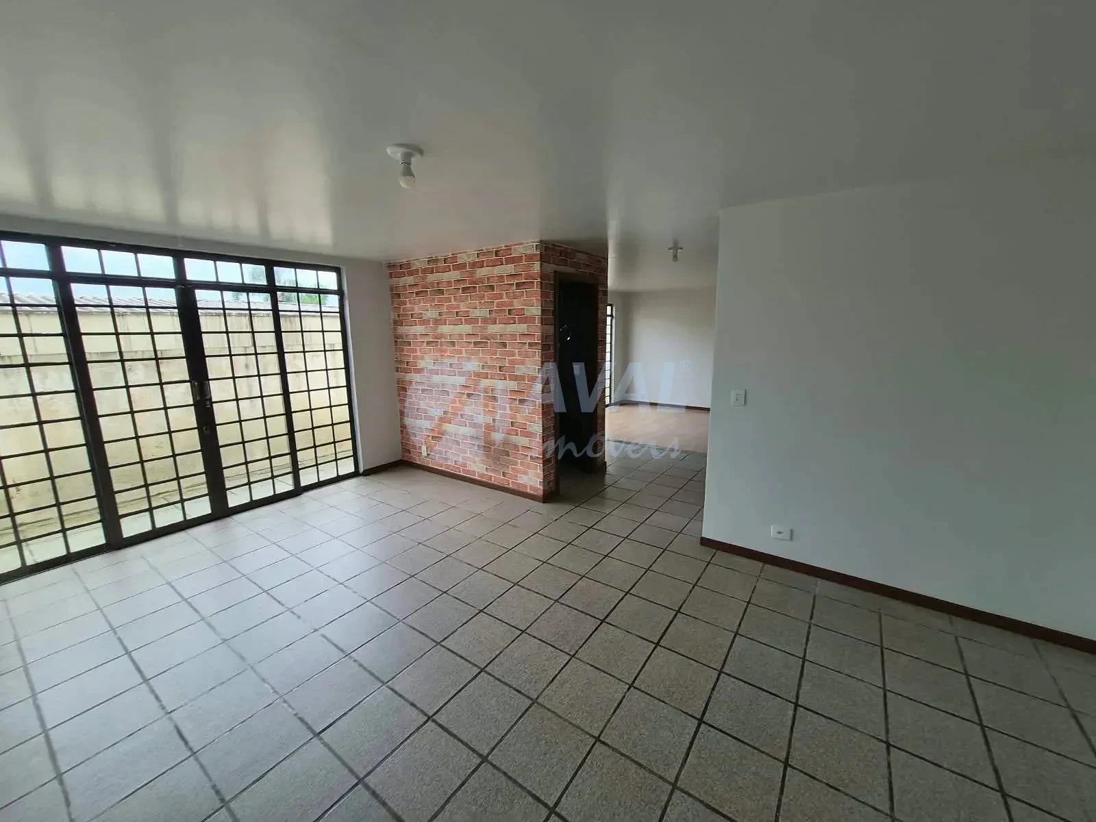 House, 240 m², with a private BBQ — photo 18