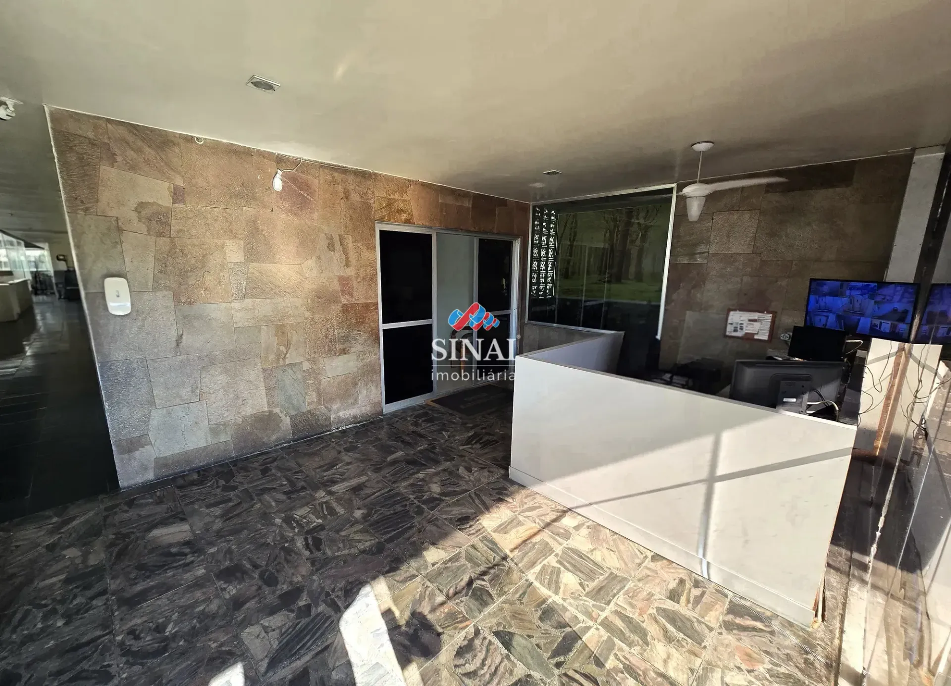 Apartamento de 2 quartos com cozinha separada e vaga — photo 45