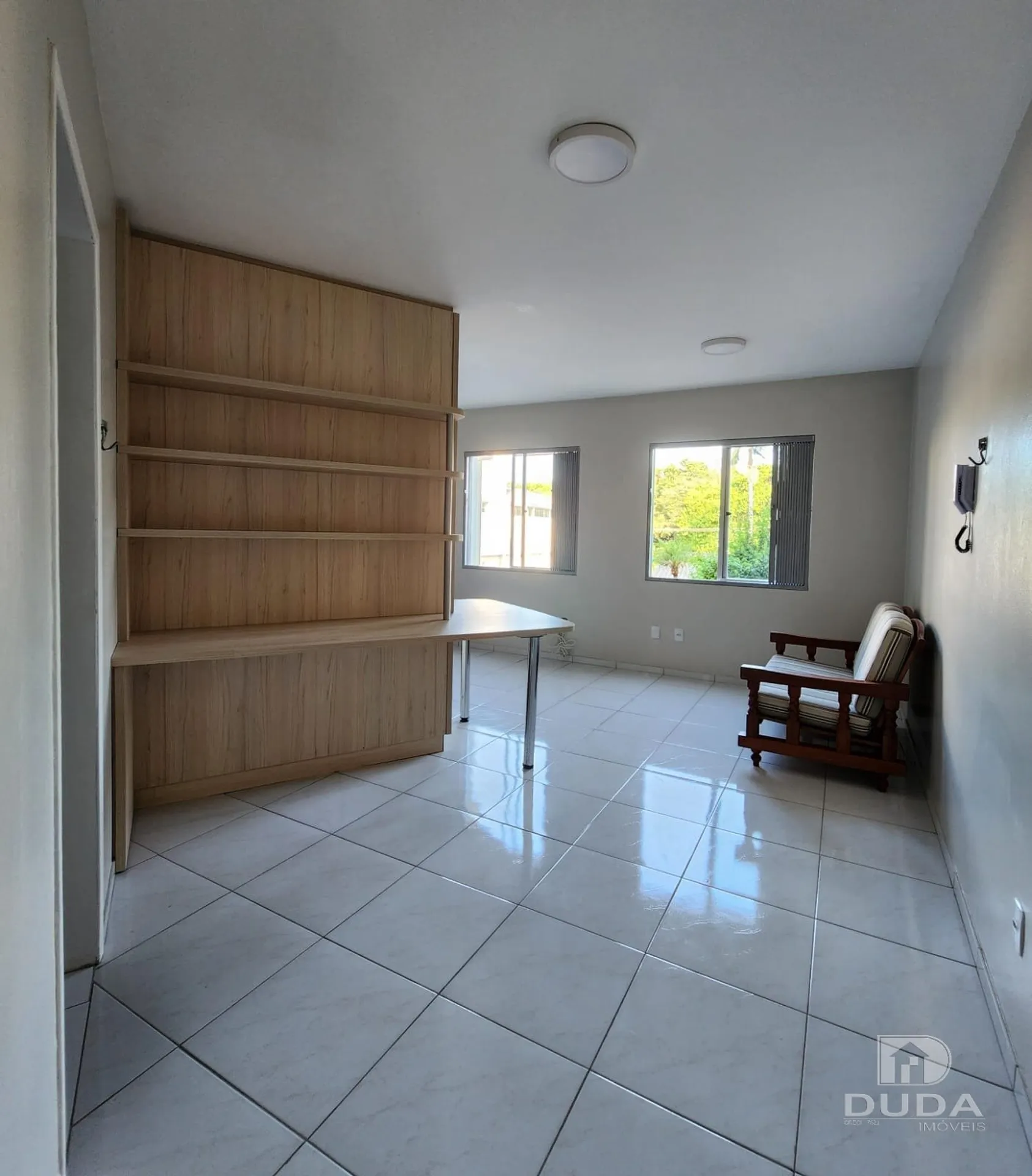 Furnished 1-bedroom apartment with gas stove — photo 2