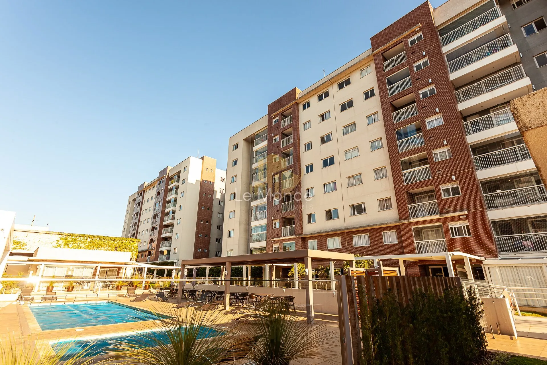 2-bedroom apartment with a balcony — photo 37