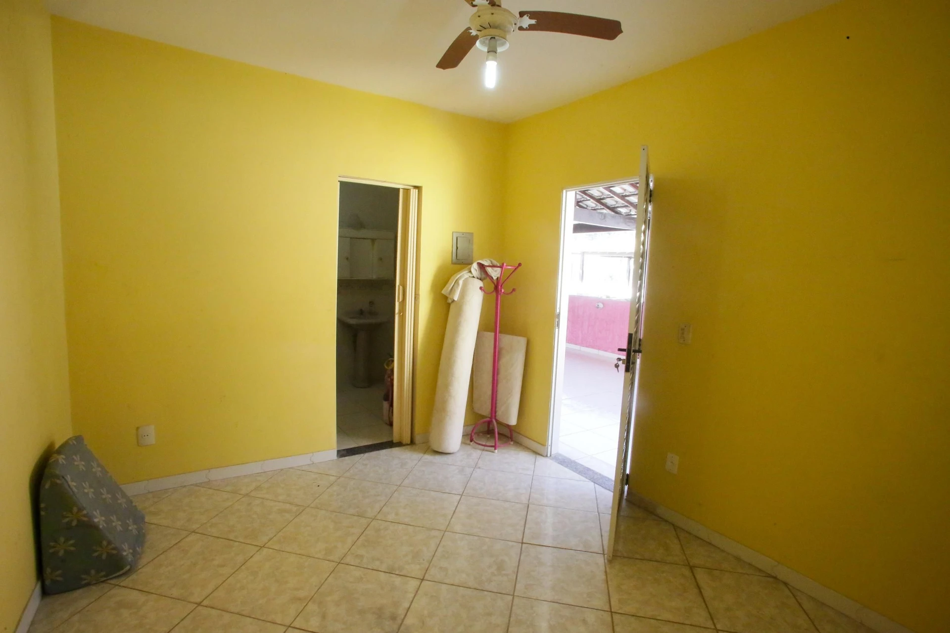Casa em condomínio com 3 quartos e varanda — photo 43