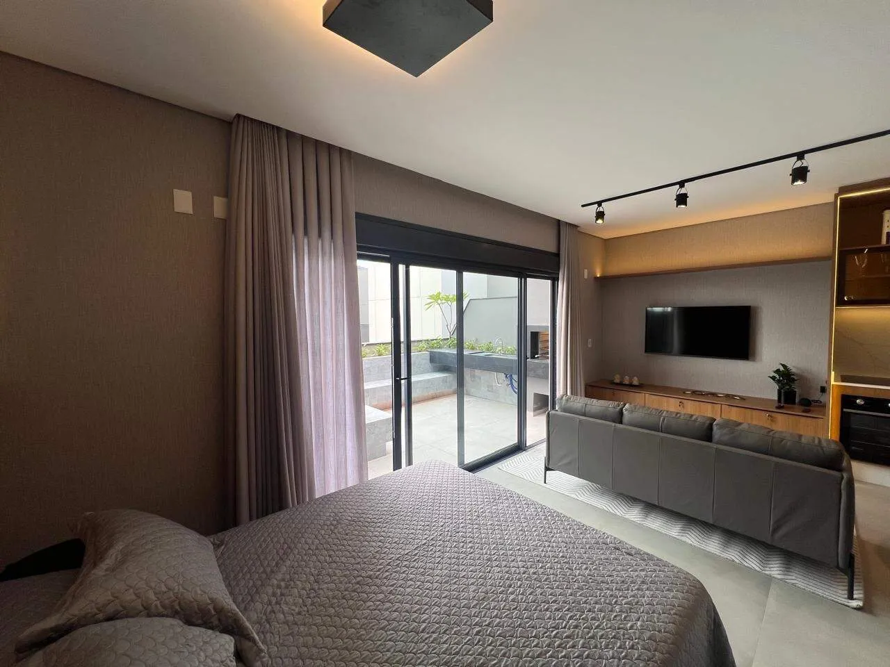 Furnished 61 m² apartment with 1 bedroom and terrace