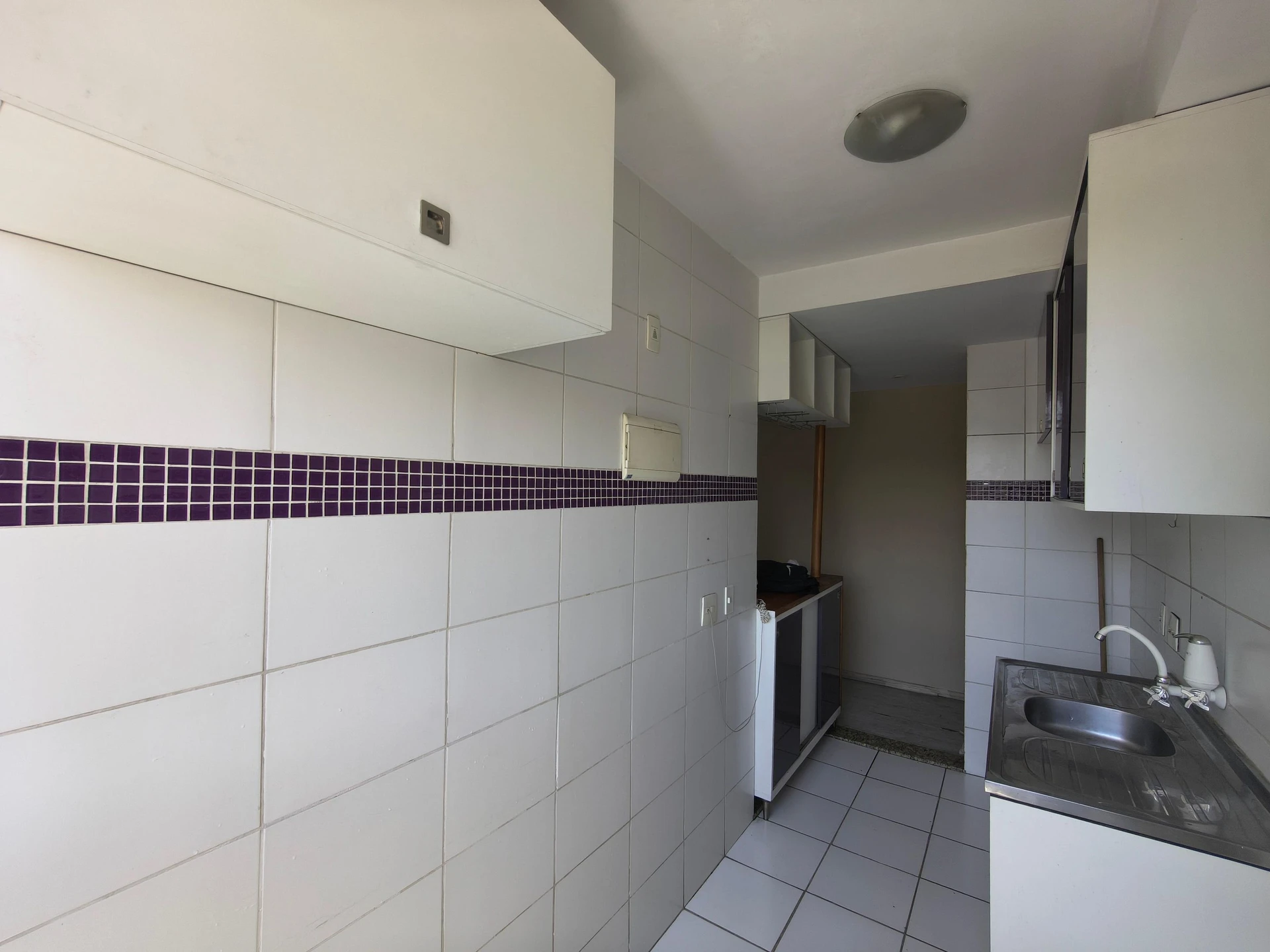 Apartamento para alugar com 2 quartos e 1 banheiro