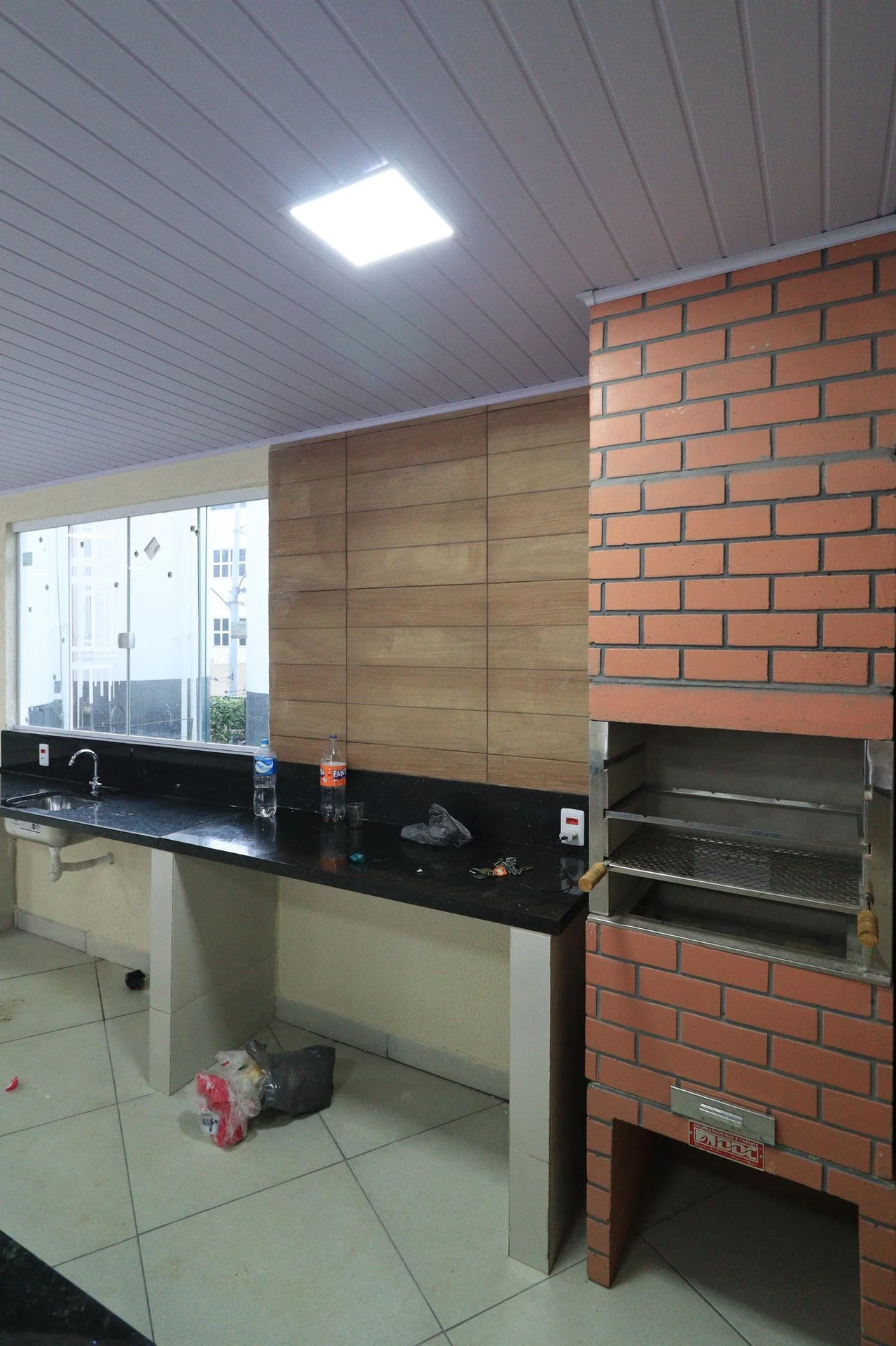 Apartamento com 1 quarto e área de lavanderia — photo 23