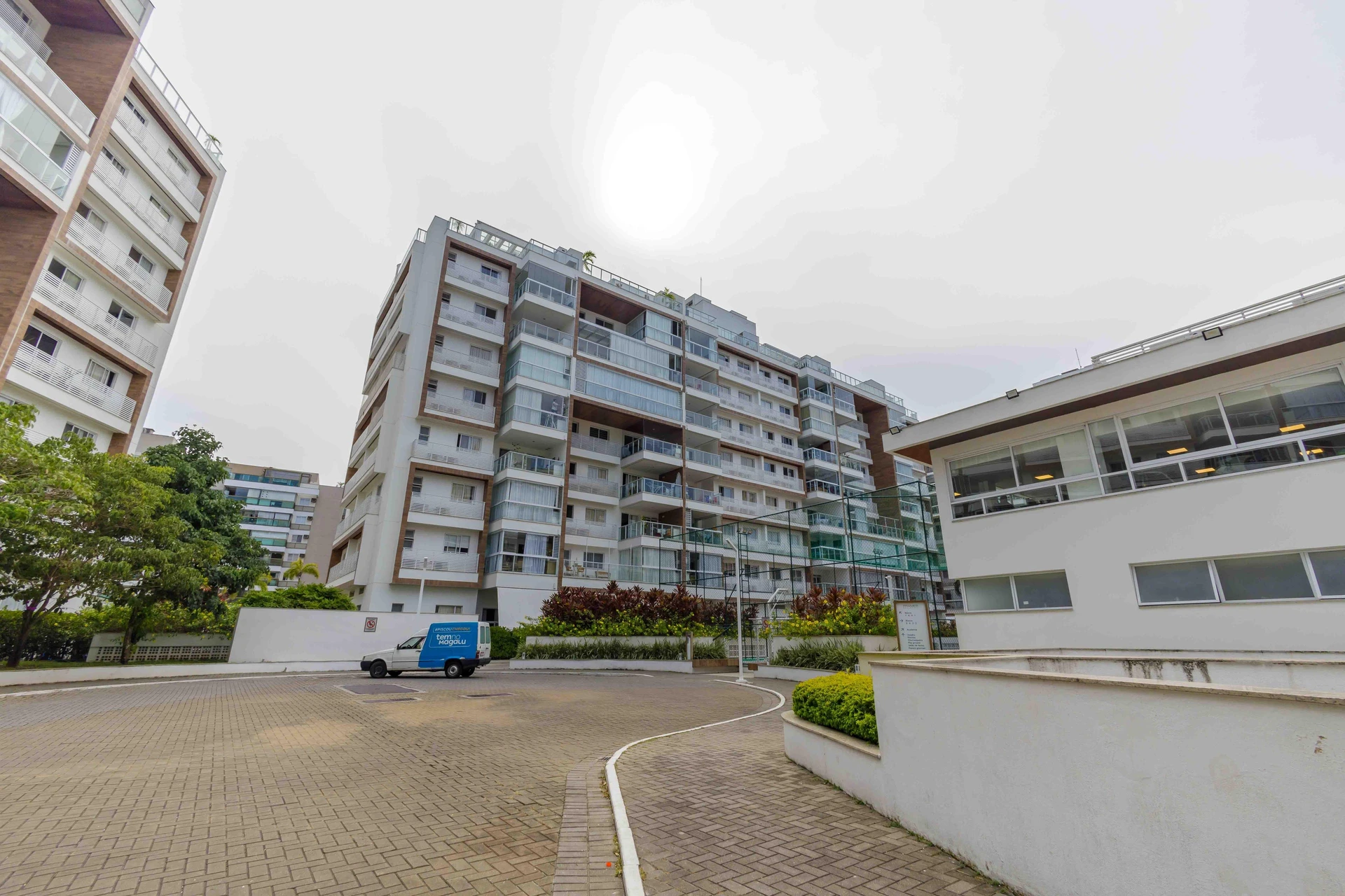 2-bedroom apartment with an enclosed, floor-to-ceiling balcony — photo 16