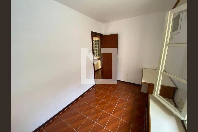 Rental house with 6 bedrooms and 704 m² — photo 13