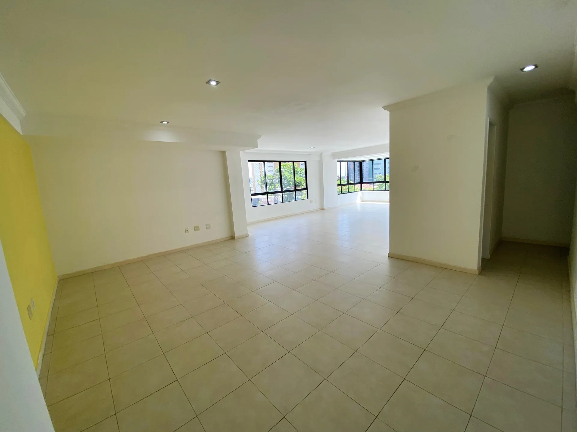 Apartamento com 4 suítes e varanda, 221 m² — photo 7
