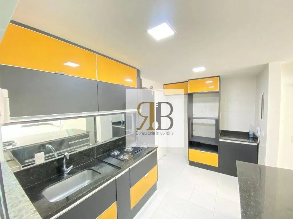 House with 4 bedrooms and open-plan gas kitchen — photo 8