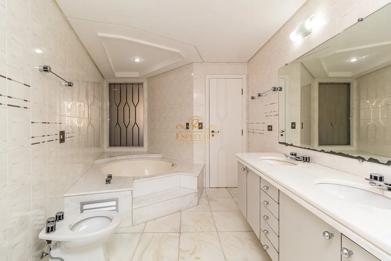 Apartamento de 379 m² com 4 quartos e 2 vagas — photo 49