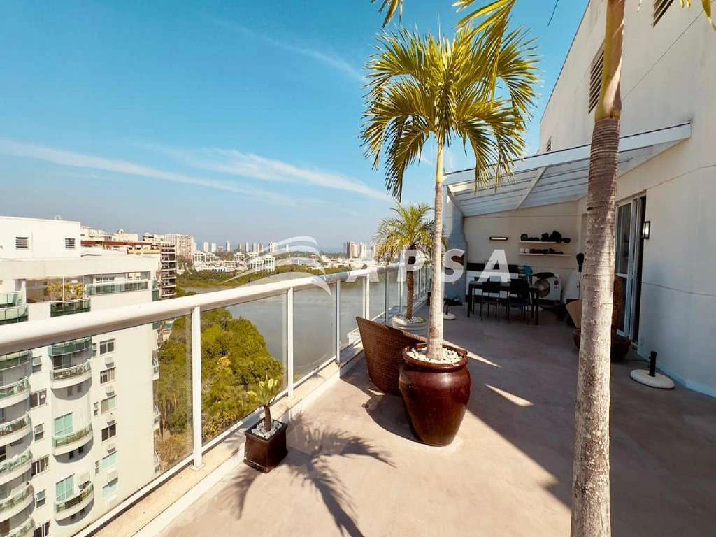 Duplex 4-bedroom penthouse with a private BBQ — photo 11