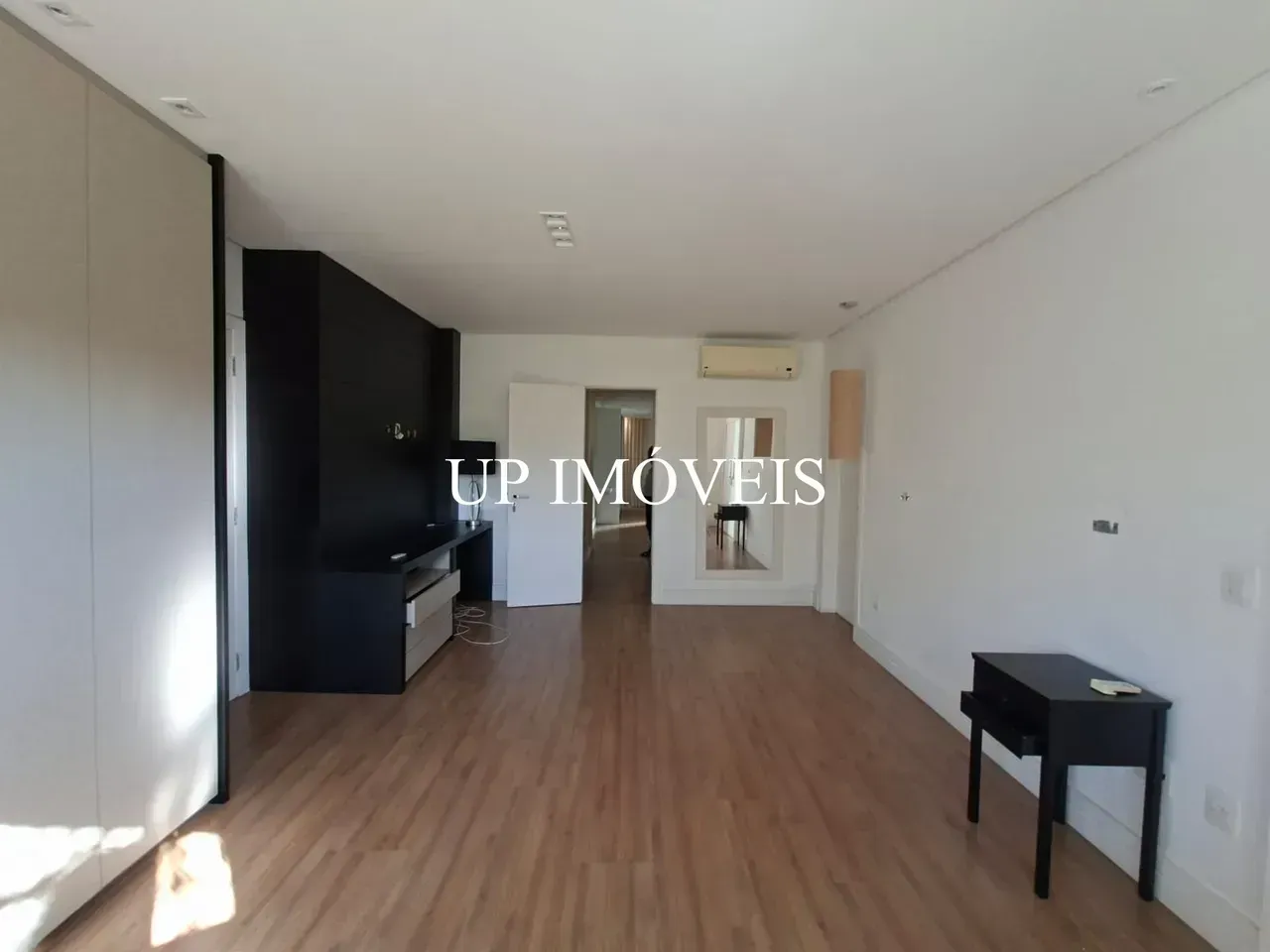 Apartment with 5 bedrooms and 5 parking spots, floor-to-ceiling windows — photo 14