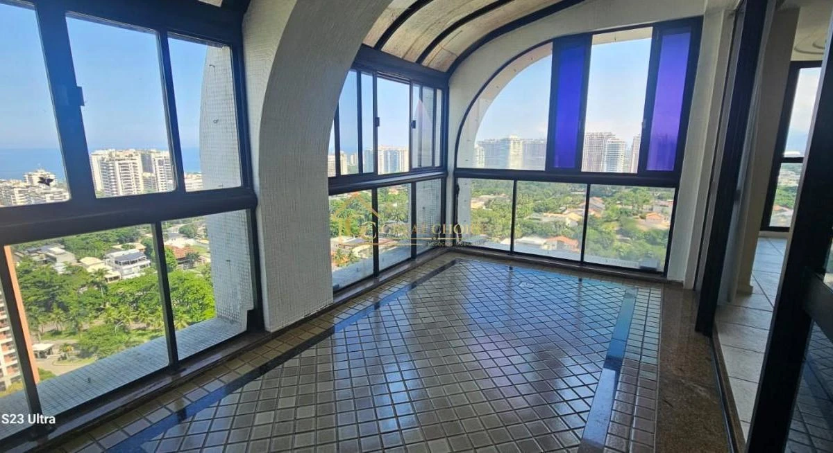Дуплекс-пентхаус 200 м² з 3 спальнями-сюїтами — photo 31