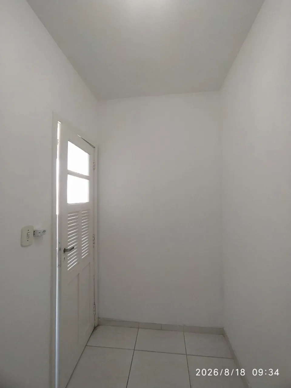 2-bedroom apartment with 2 bathrooms and a balcony — photo 17