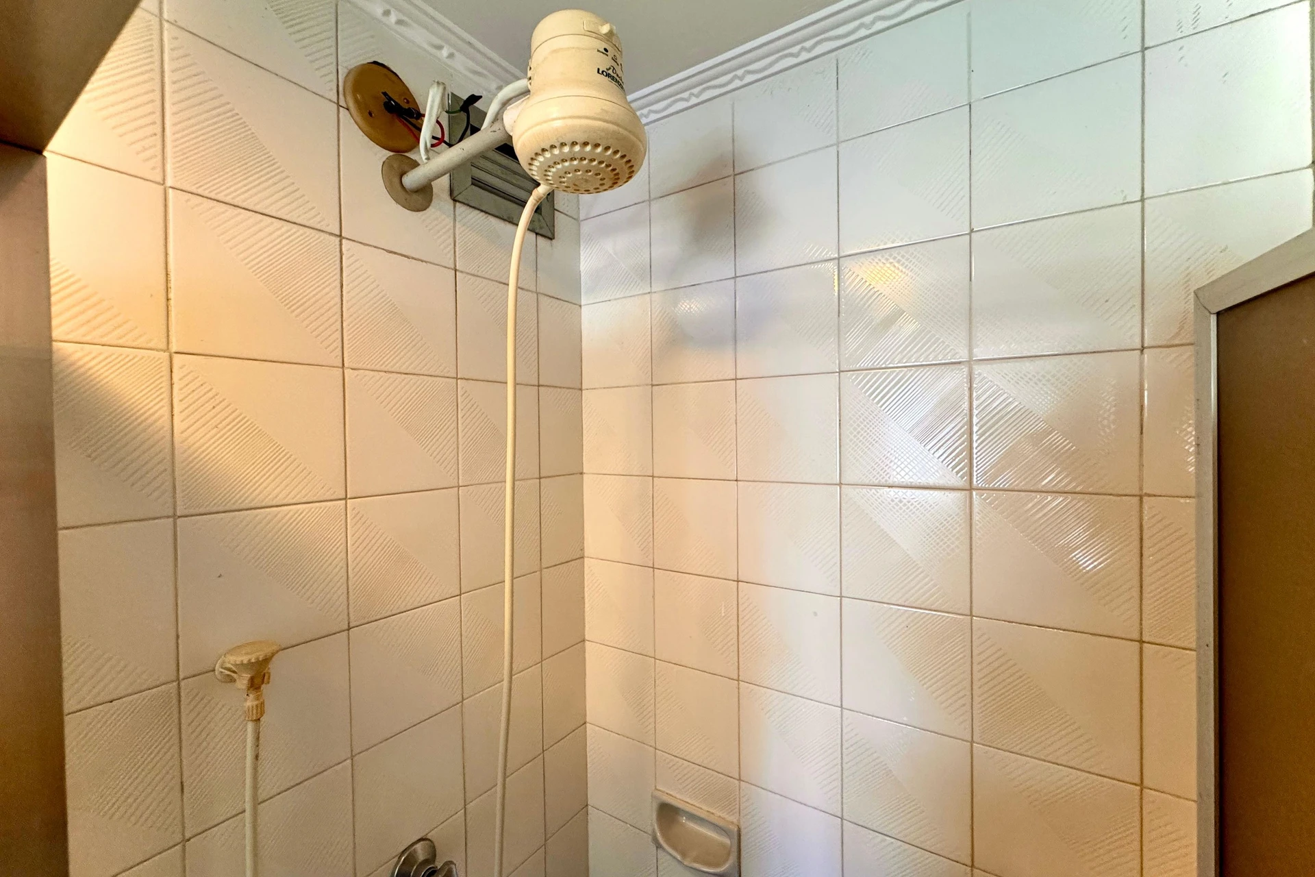 2-bedroom apartment in a building with a gym — photo 26