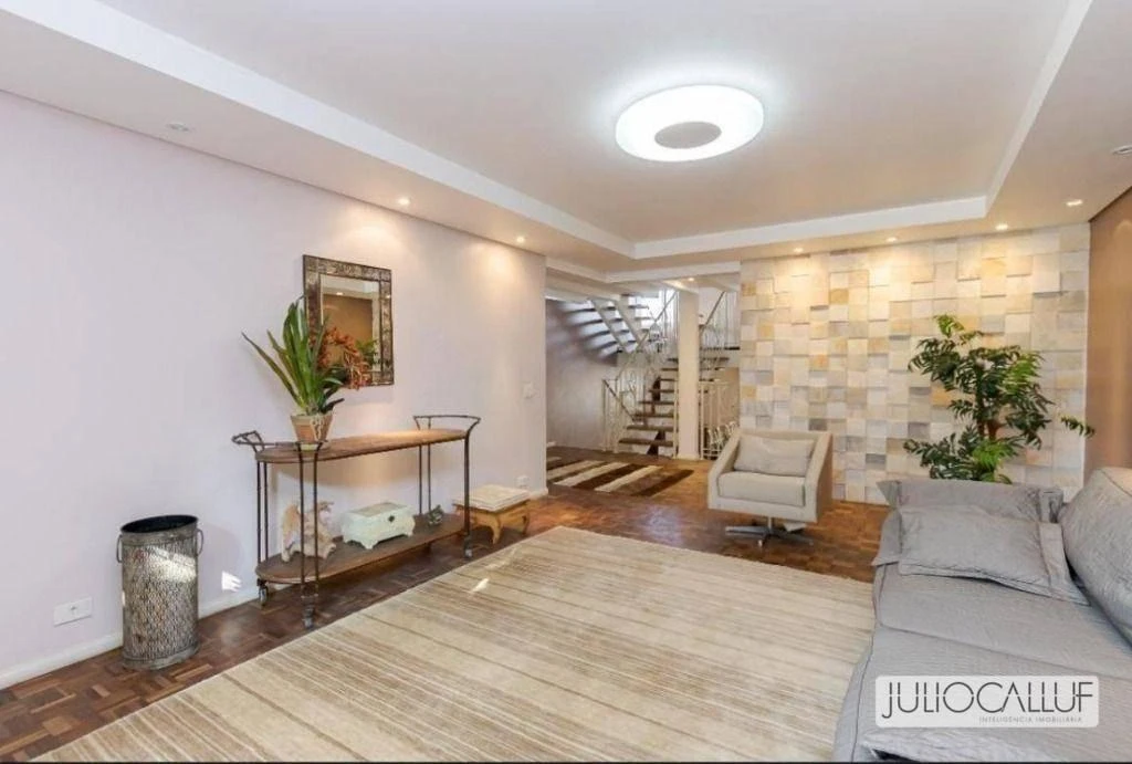 4-bedroom house with a washing machine in Curitiba — photo 4