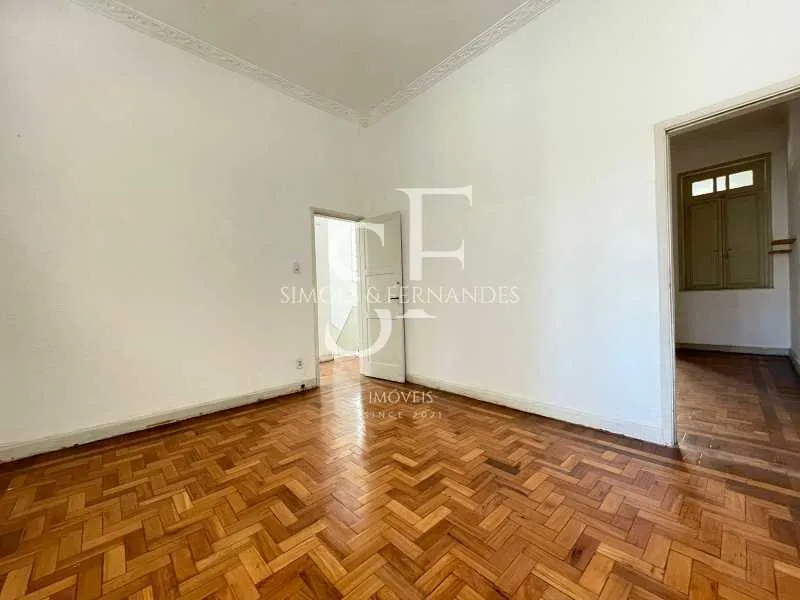 Casa com 4 quartos, 3 banheiros e 4 vagas — photo 6