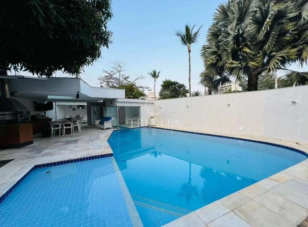 Furnished house with 7 bedrooms and 9 bathrooms — photo 7