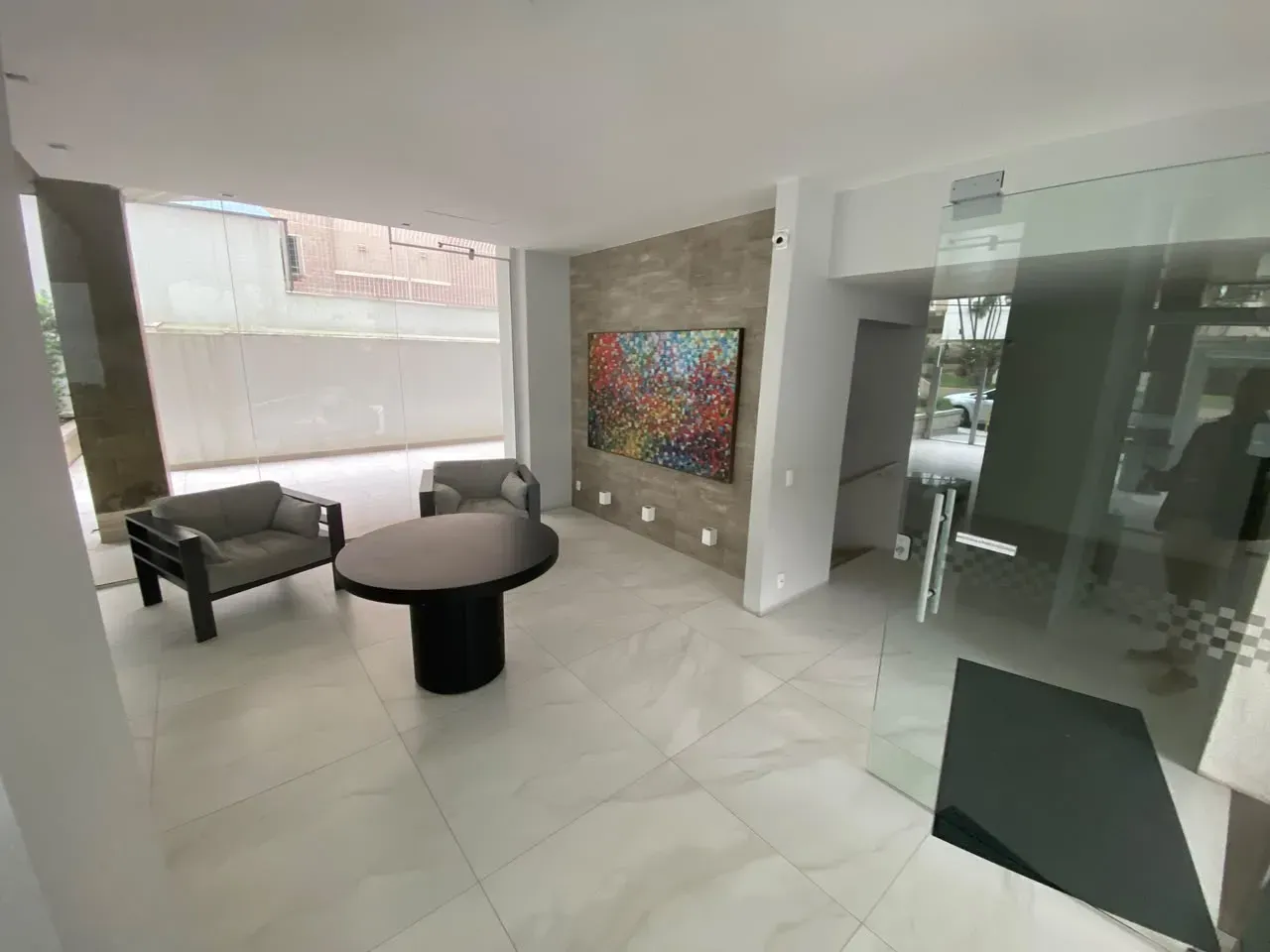 Apartment on the 7th floor with a glass-enclosed balcony — photo 10