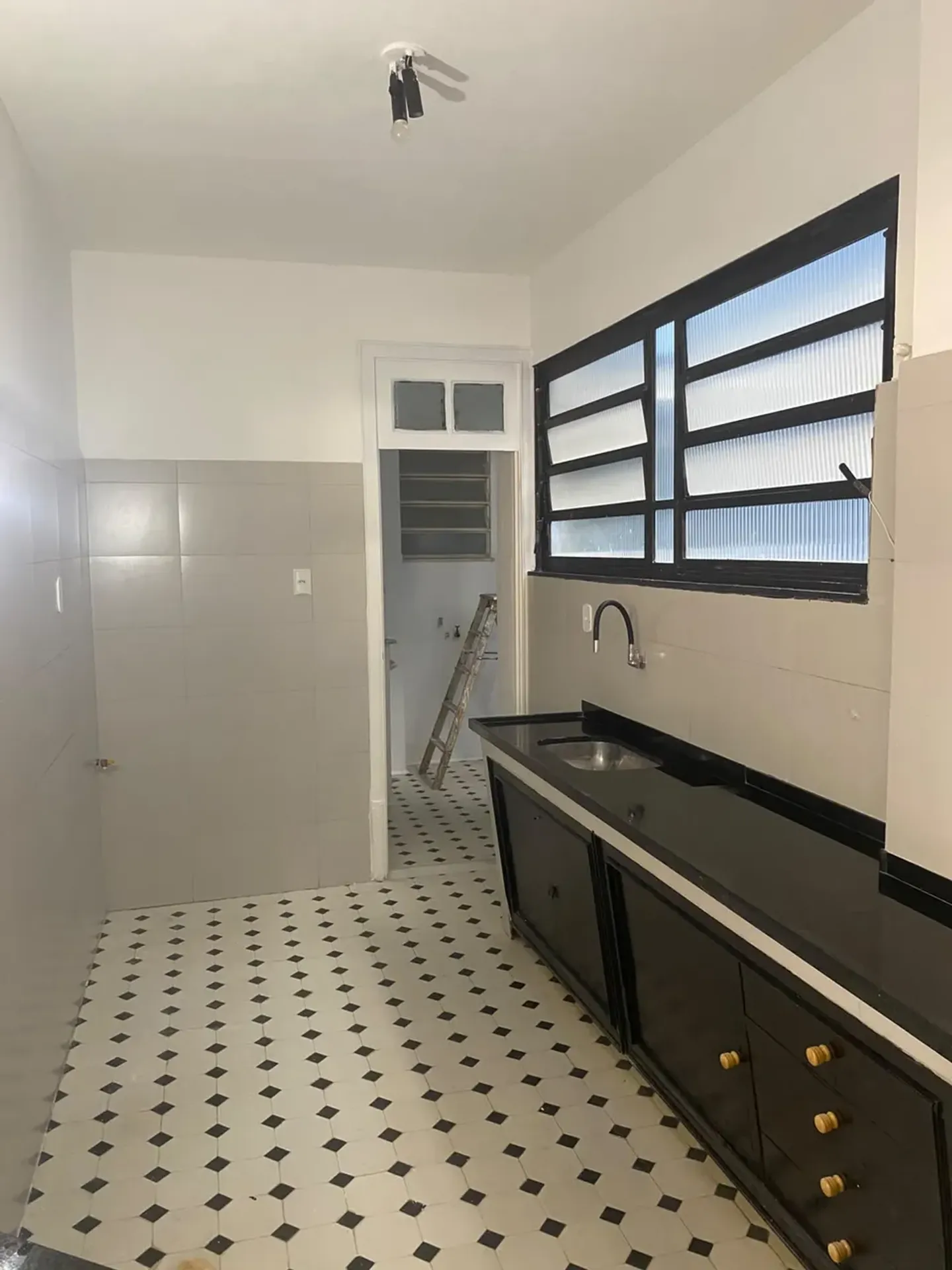 Apartamento, 133 m², com banheira — photo 4