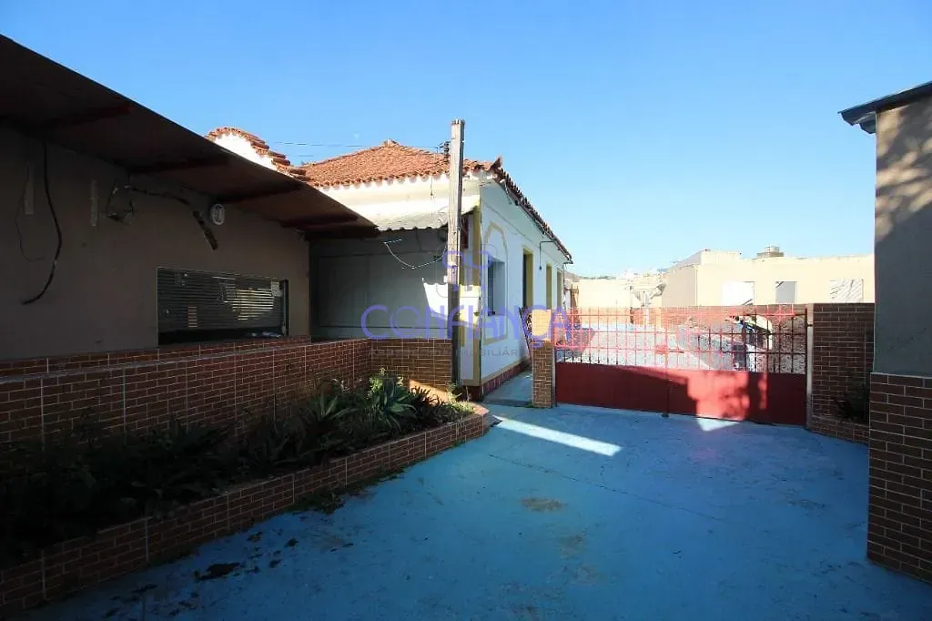 Casa para locação com 300 m², 1 quarto e 5 banheiros — photo 2