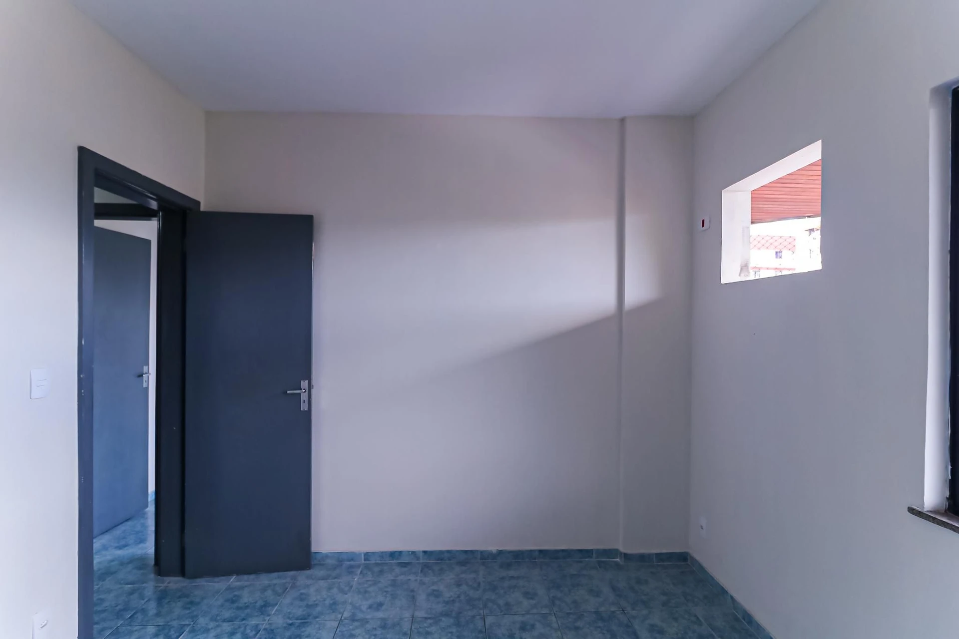 Квартира 131 м² с грилем на балконе и видом на горы — photo 24