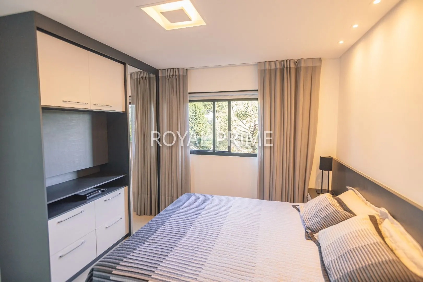 133 m² apartment with 2 en-suite bedrooms and private BBQ — photo 16