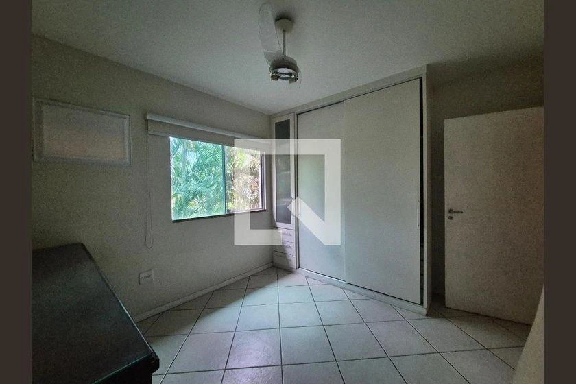 245 m² house with 3 en-suite bedrooms and 2 parking — photo 24