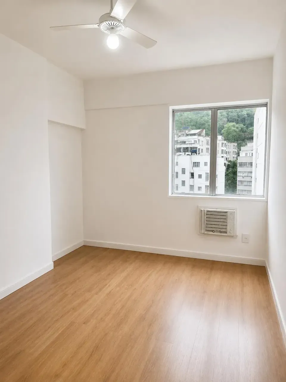 Apartamento com 2 quartos e 79 m², vista da cidade — photo 4