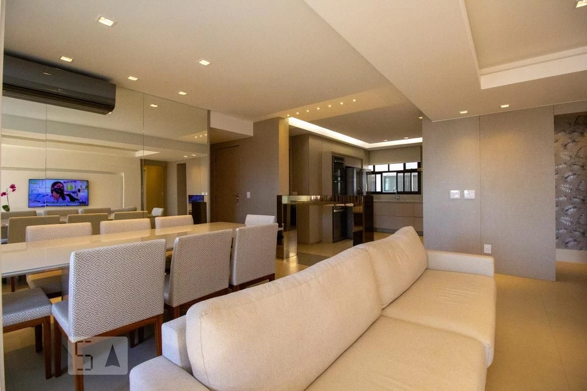 Apartamento de 4 quartos com janelas do piso ao teto, Centro — photo 8