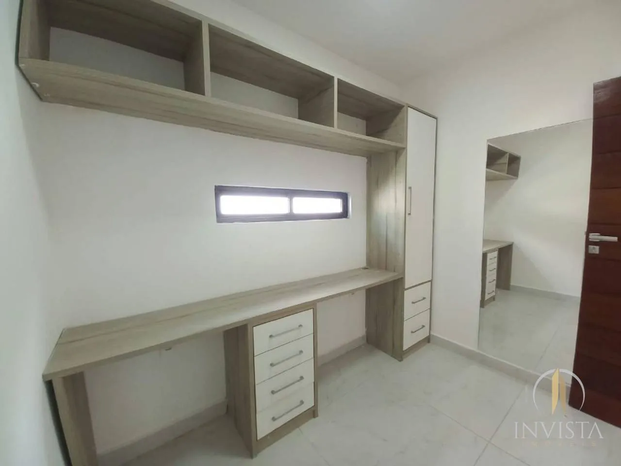 Furnished house, 481 m², with floor-to-ceiling windows — photo 9