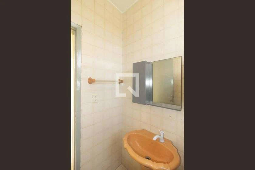 Apartamento para alugar com varanda e 2 quartos no 1º andar — photo 2