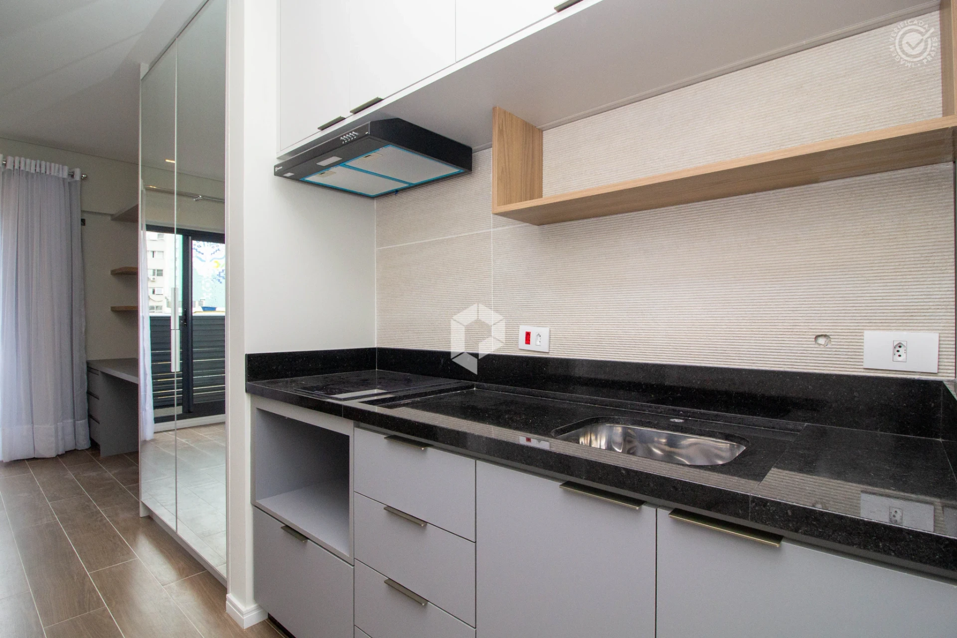 Home office in a one-bedroom apartment, 18 m² — photo 5