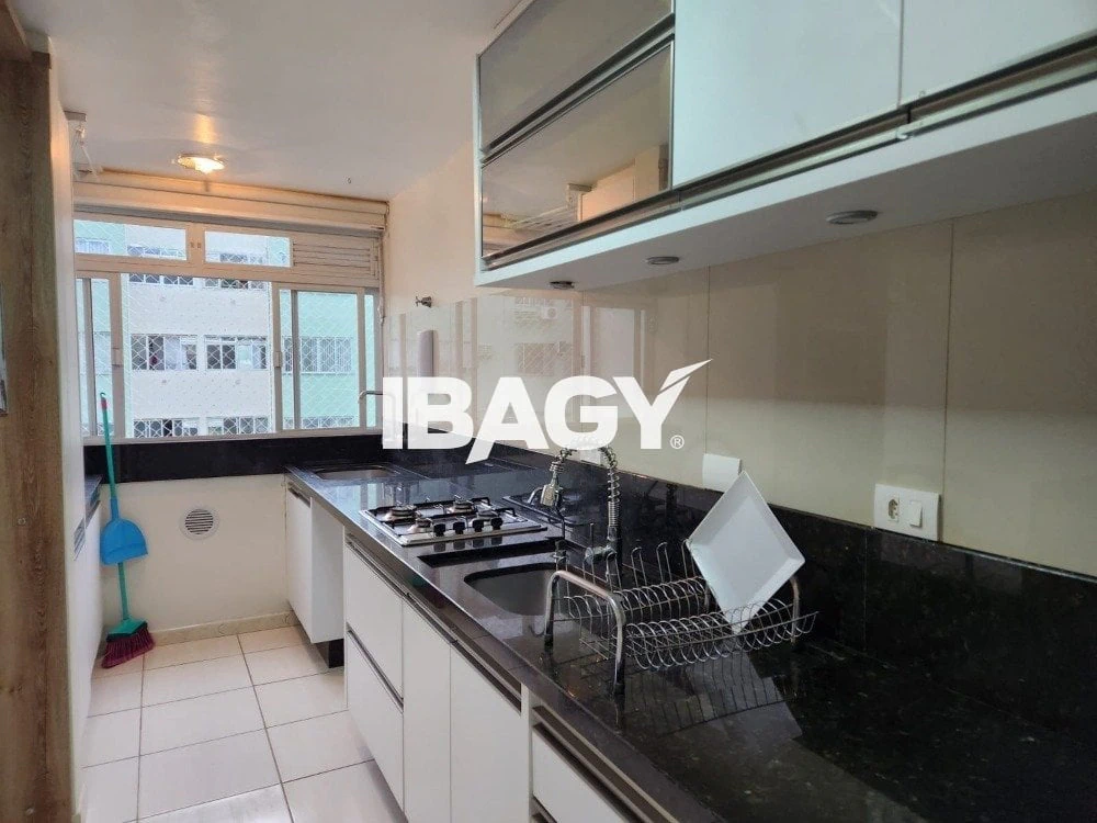 Apartamento de 80 m² con 2 dormitorios y 1 baño — photo 2
