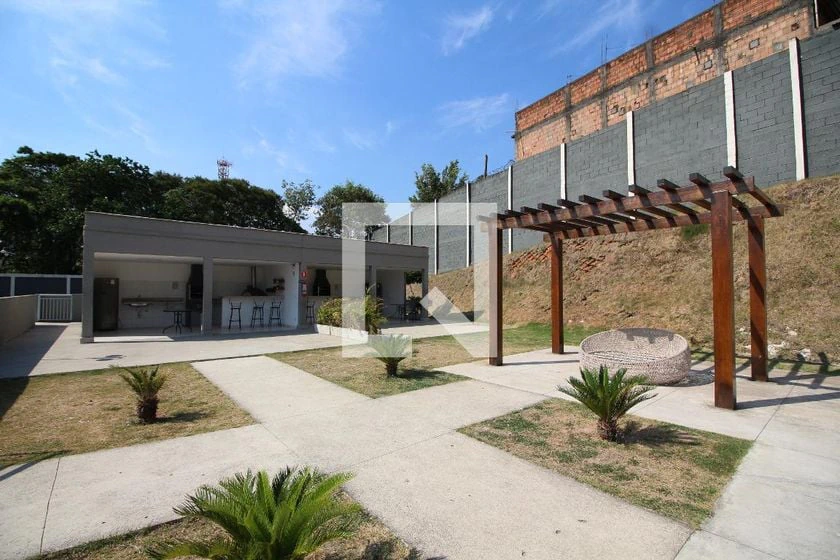 Apartamento de 2 quartos em condomínio com piscina — photo 28