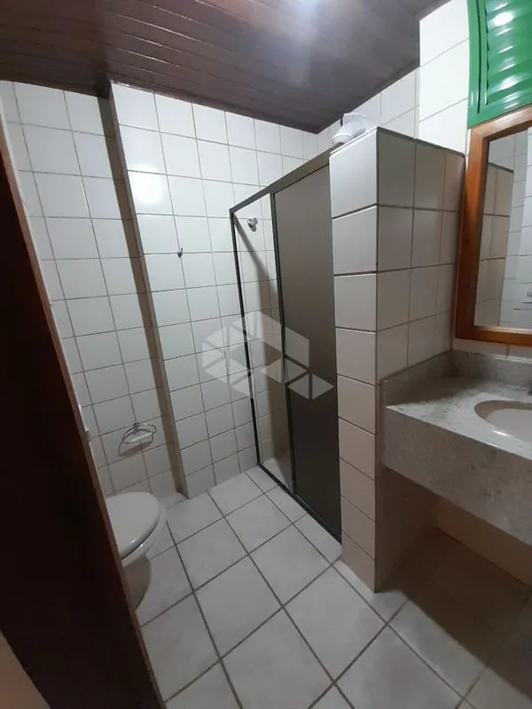 Квартира с 1 спальней и грилем на балконе — photo 18