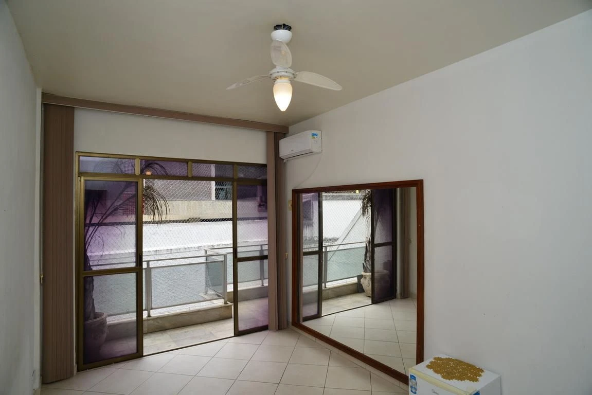 Rental apartment with 3 bedrooms and a balcony — photo 37
