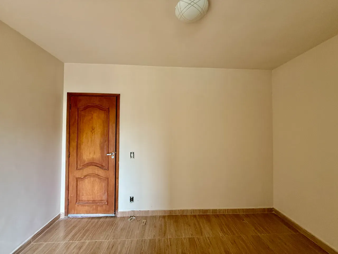 2-bedroom apartment in a building with a sauna — photo 15