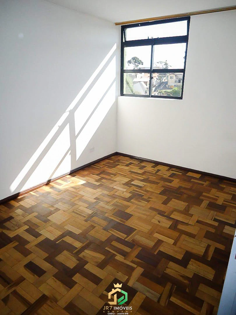 3-bedroom apartment with wood or laminate floors in Curitiba — photo 7