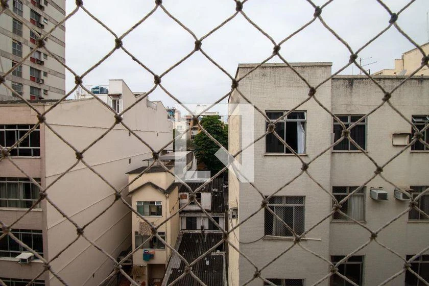Засклений балкон та 3 спальні: квартира 92 м² — photo 18