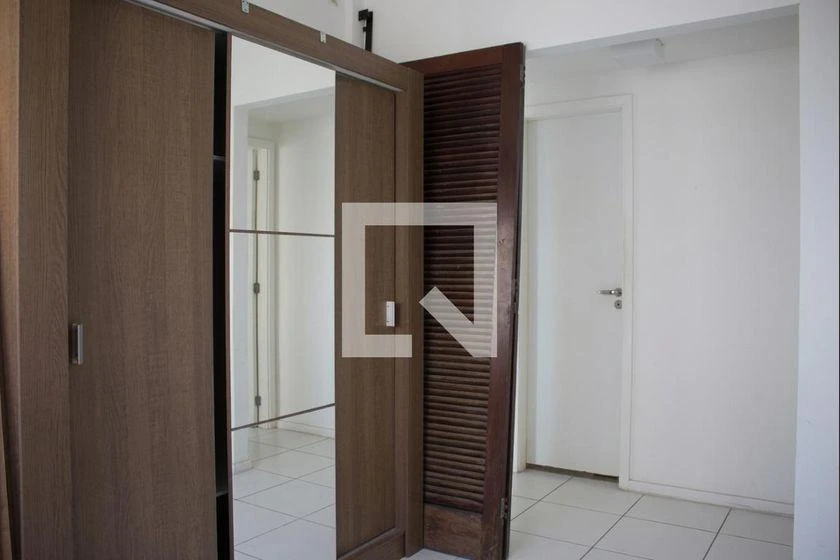 Glass-enclosed balcony in a 2-bedroom apartment, 69 m² — photo 25