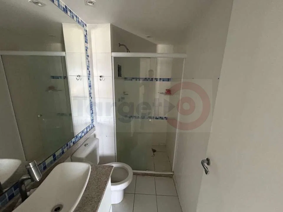 Apartamento de 3 quartos com janelas do piso ao teto — photo 10