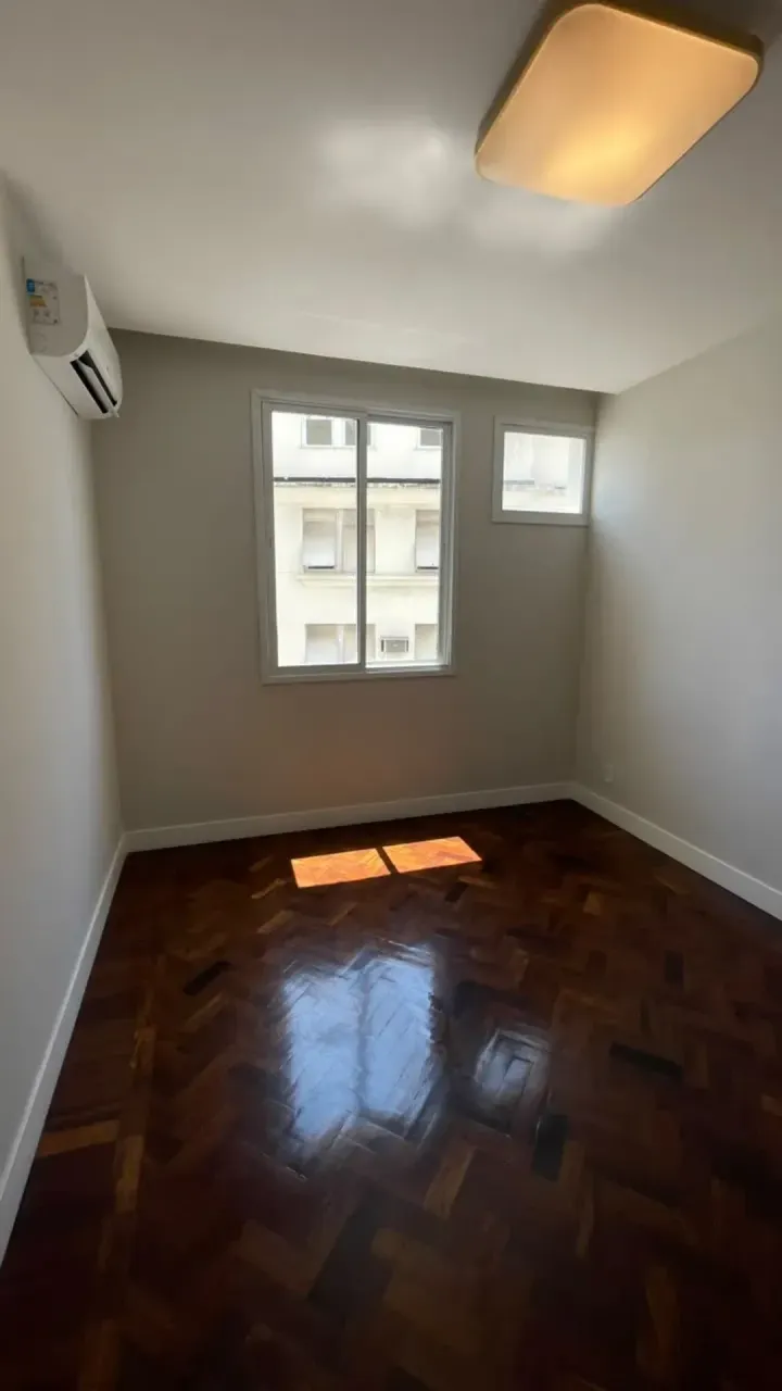 2-bedroom apartment with a walk-in closet in Rio de Janeiro — photo 10