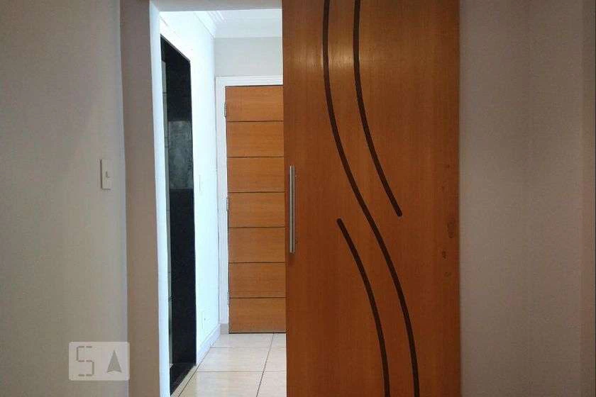 Невелика квартира з 2 спальнями 55 м² і окремою кухнею — photo 16