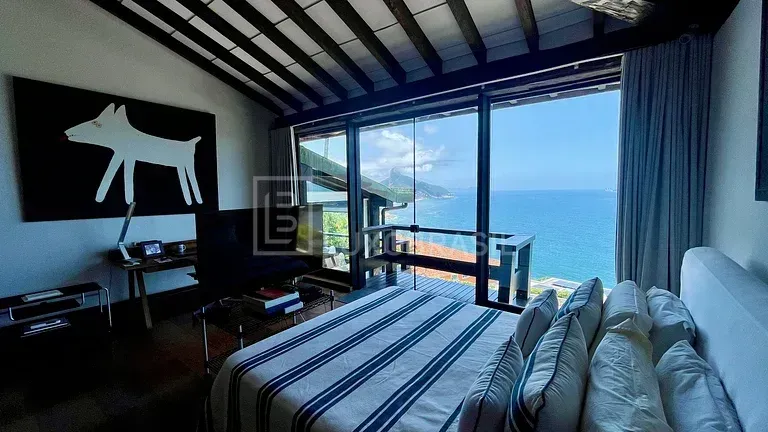 Casa sin amueblar con 4 dormitorios y cocina a gas — photo 12