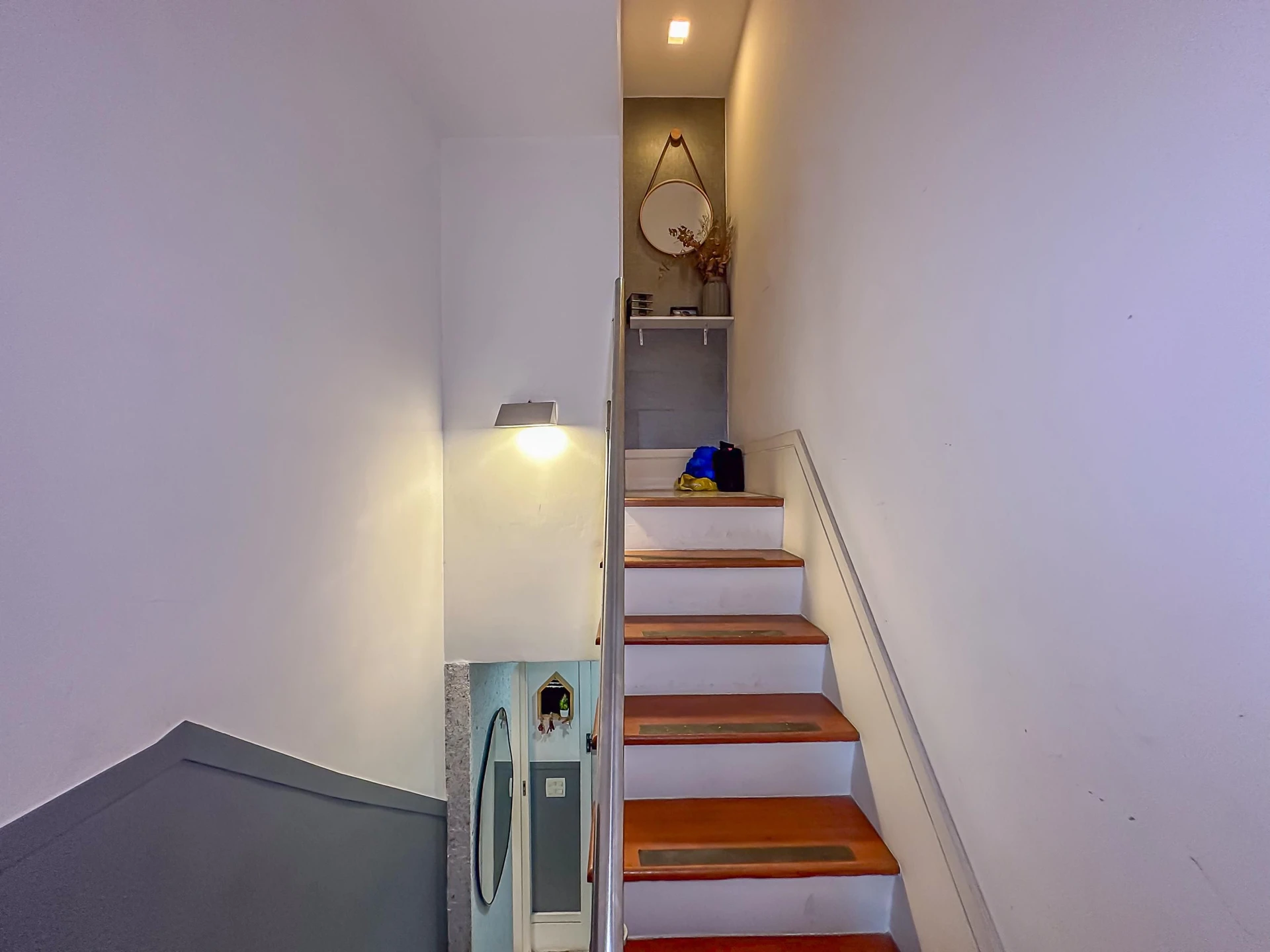 Furnished 2-bedroom apartment with 2 bathrooms — photo 31