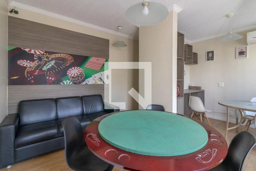 Apartamento mobiliado com 2 quartos e 1 banheiro — photo 37