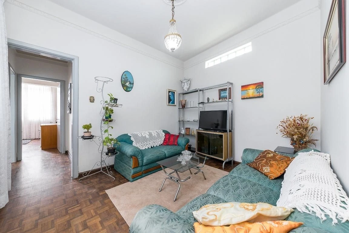 Furnished apartment, 97 m², with a bathtub — photo 65